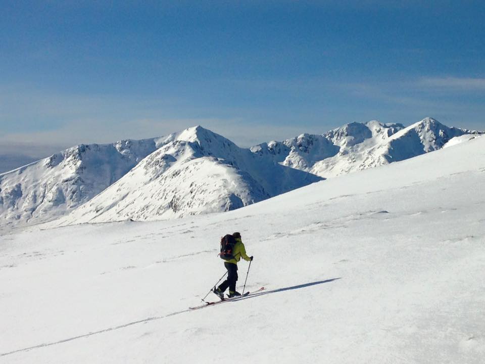 A perfect Scottish day - Ski-Touring above Glencoe..