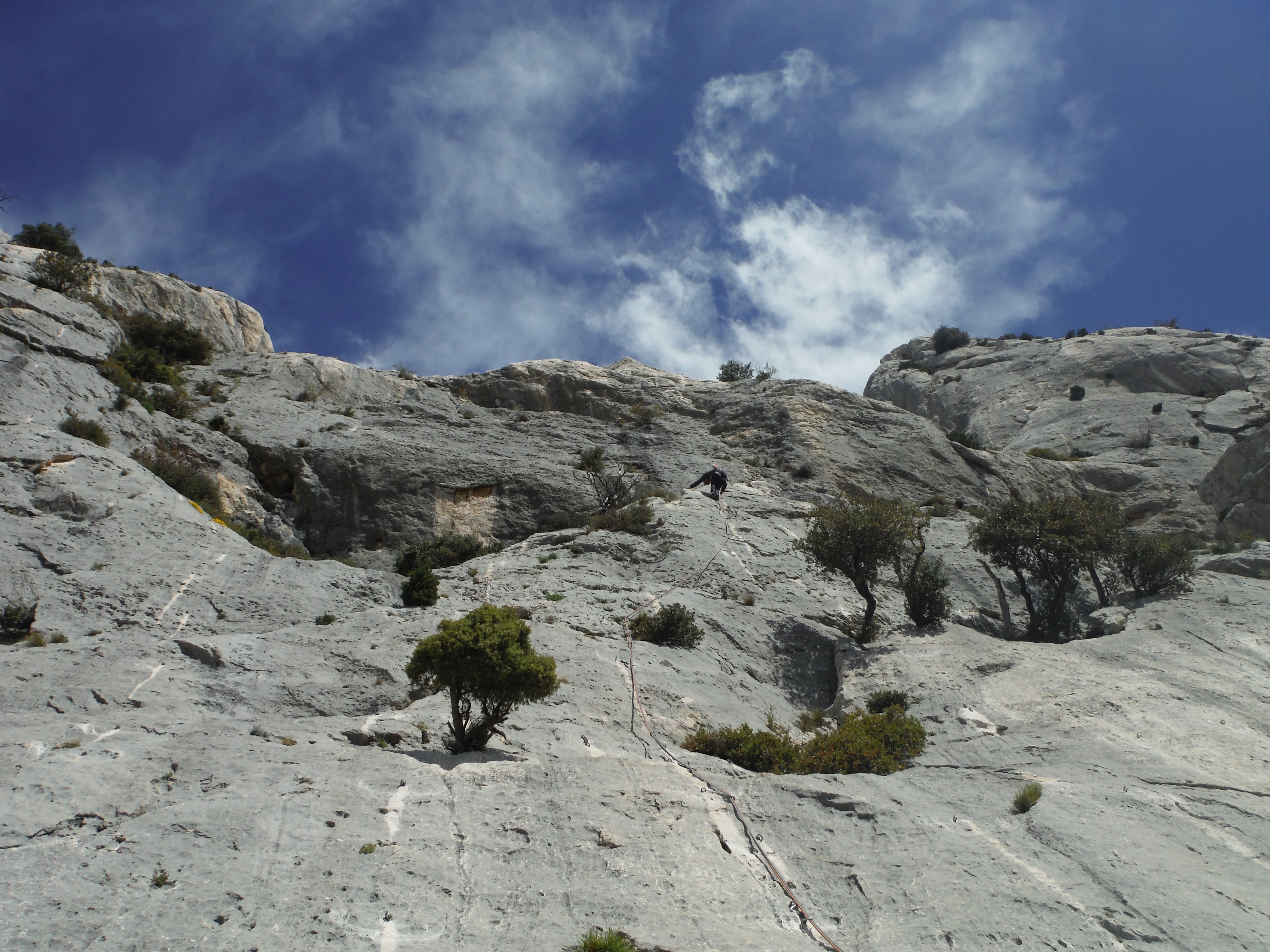 Well bolted perfect rock, Climbing at Sainte Victoire