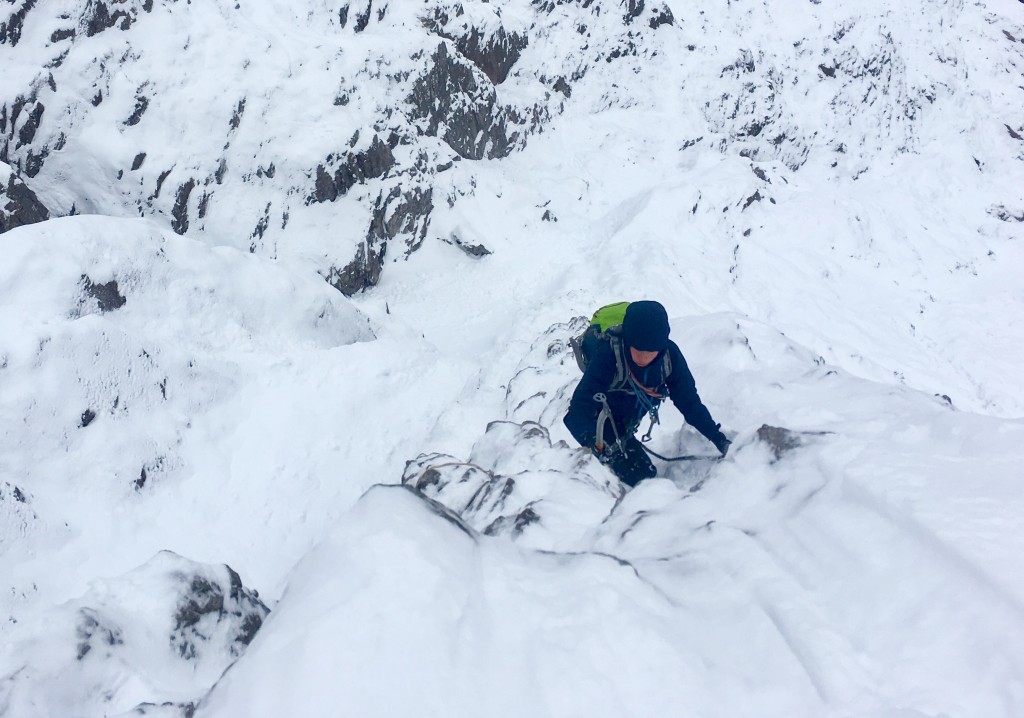 getting to grips with winter climbing on Curved Ridge