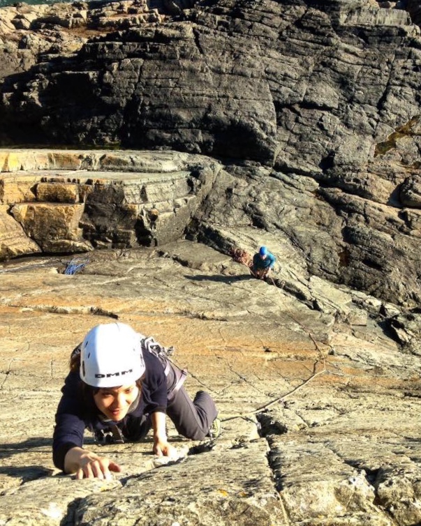 Teaching lead climbing rcdi course Pembrokeshire wales